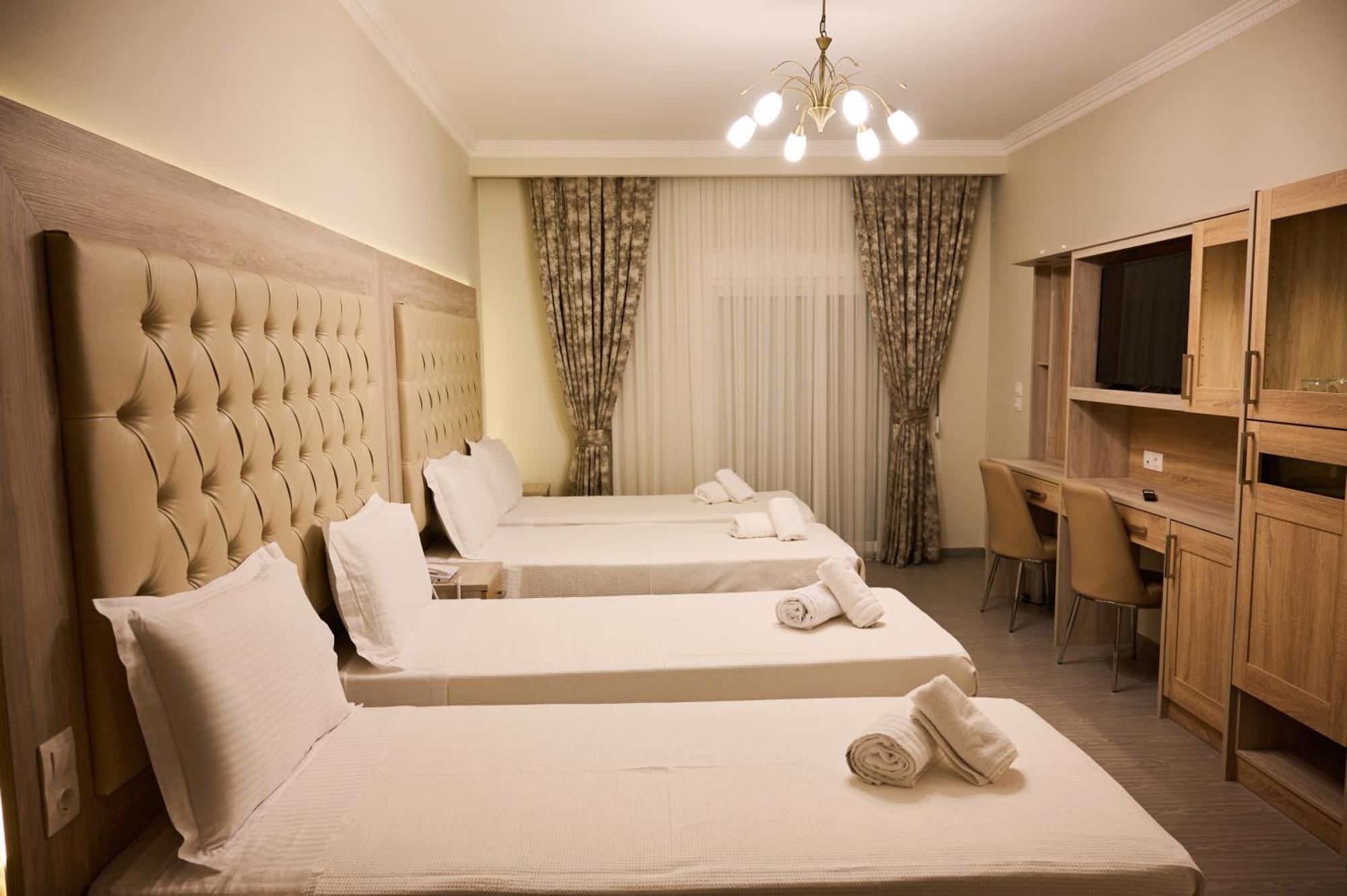 Famissi Suites 2 卡兰巴卡 外观 照片