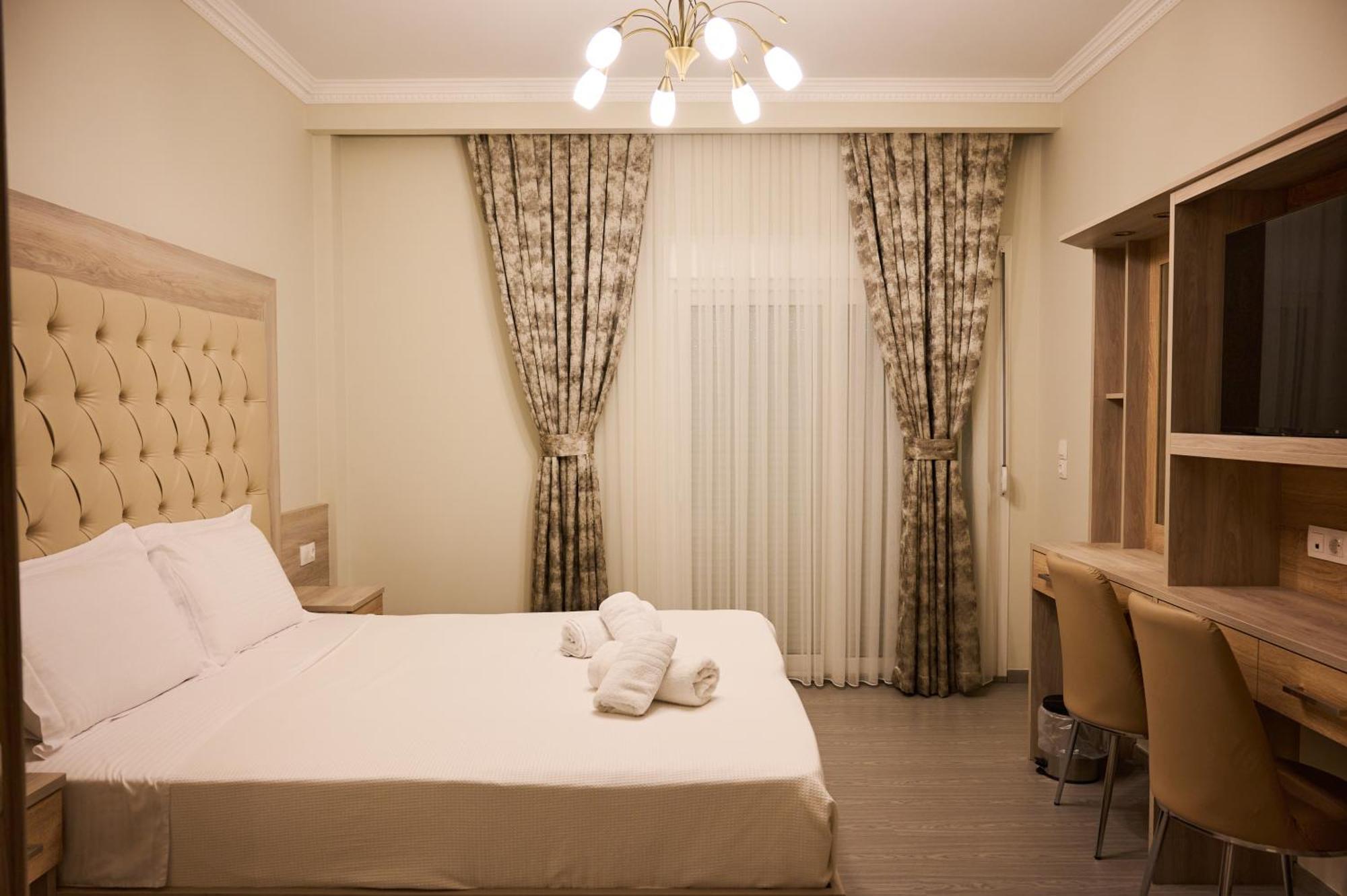 Famissi Suites 2 卡兰巴卡 外观 照片
