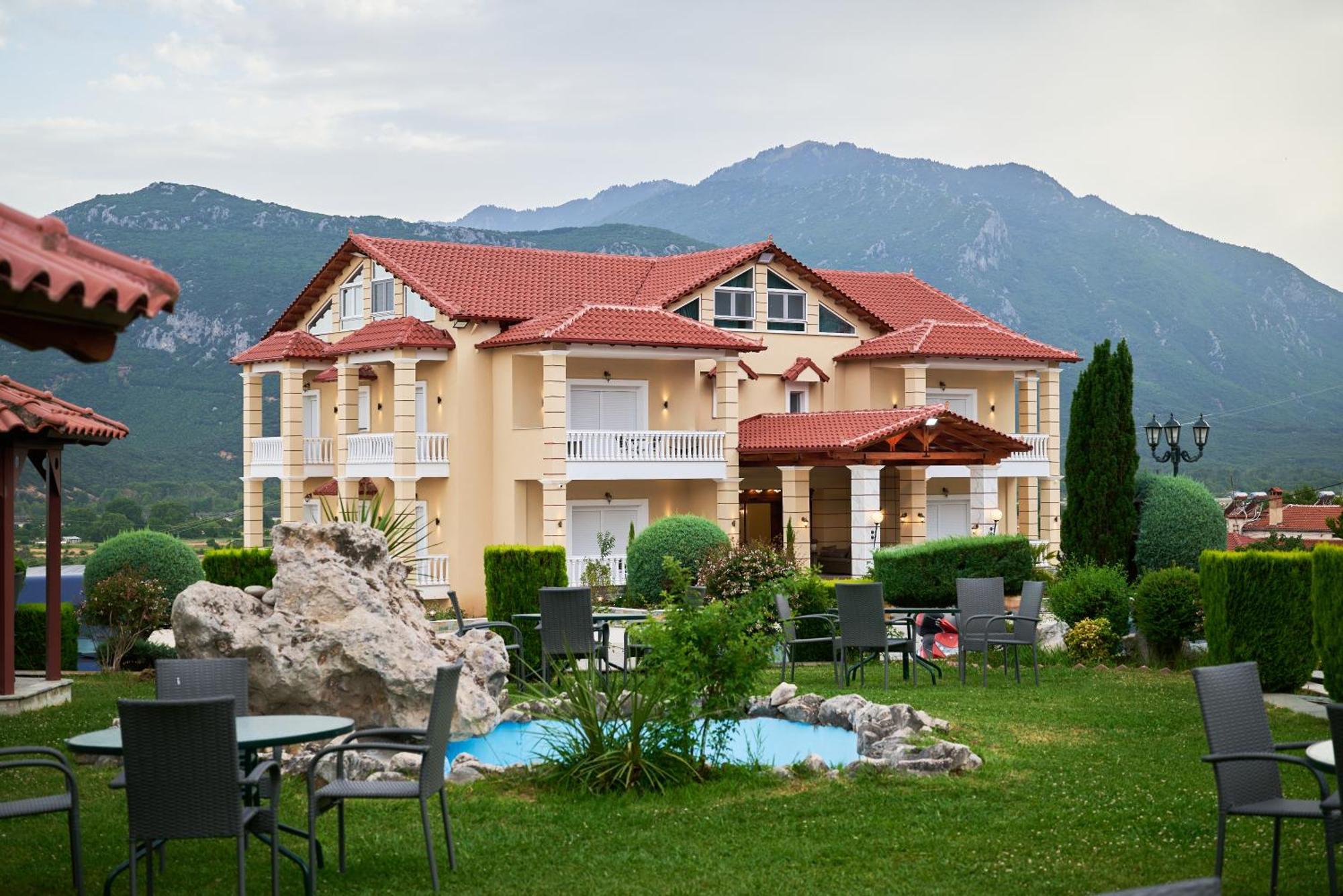 Famissi Suites 2 卡兰巴卡 外观 照片